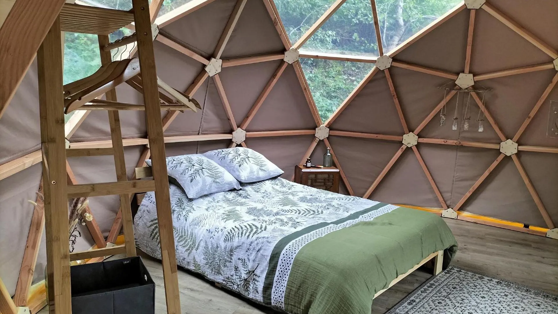 Luxe tent Petite Fugue Hotel Cransac Frankrijk