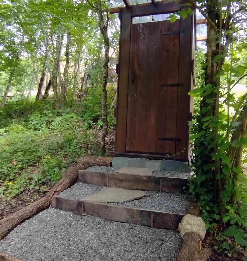 Hotel Petite Fugue à Cransac Tente de luxe